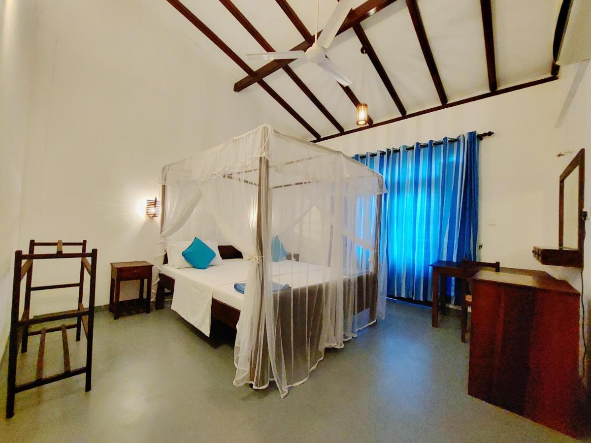 Sweden Inn Guesthouse Hikkaduwa Eksteriør billede