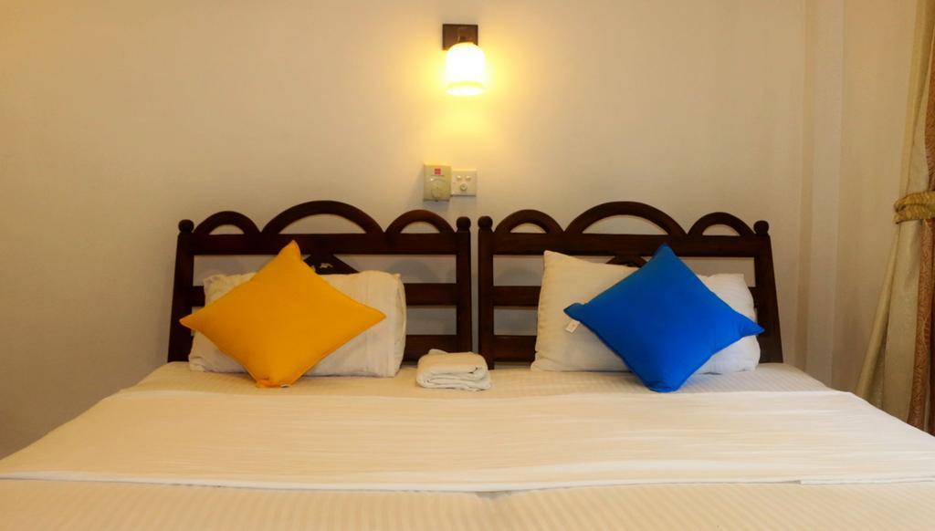 Sweden Inn Guesthouse Hikkaduwa Eksteriør billede